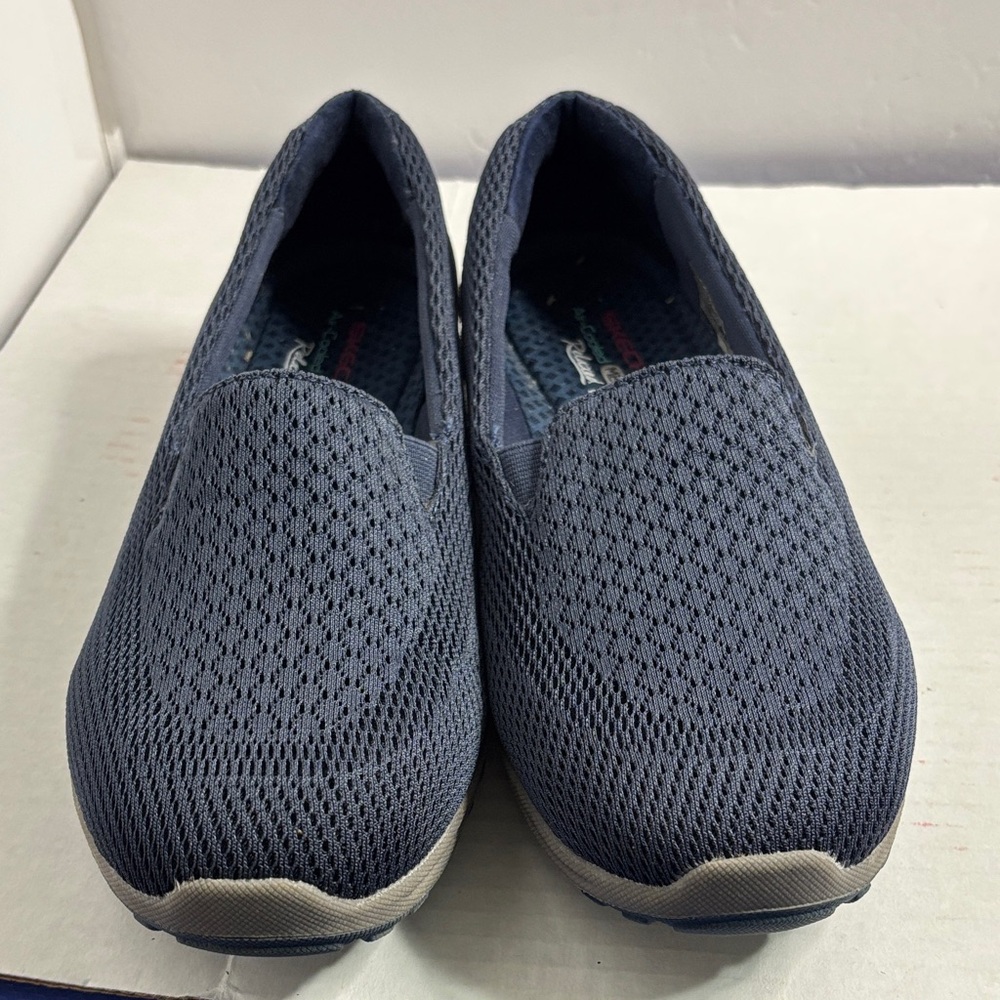 Skechers Navy Mesh Slip-On Shoes Sz 7 Excellent Condition